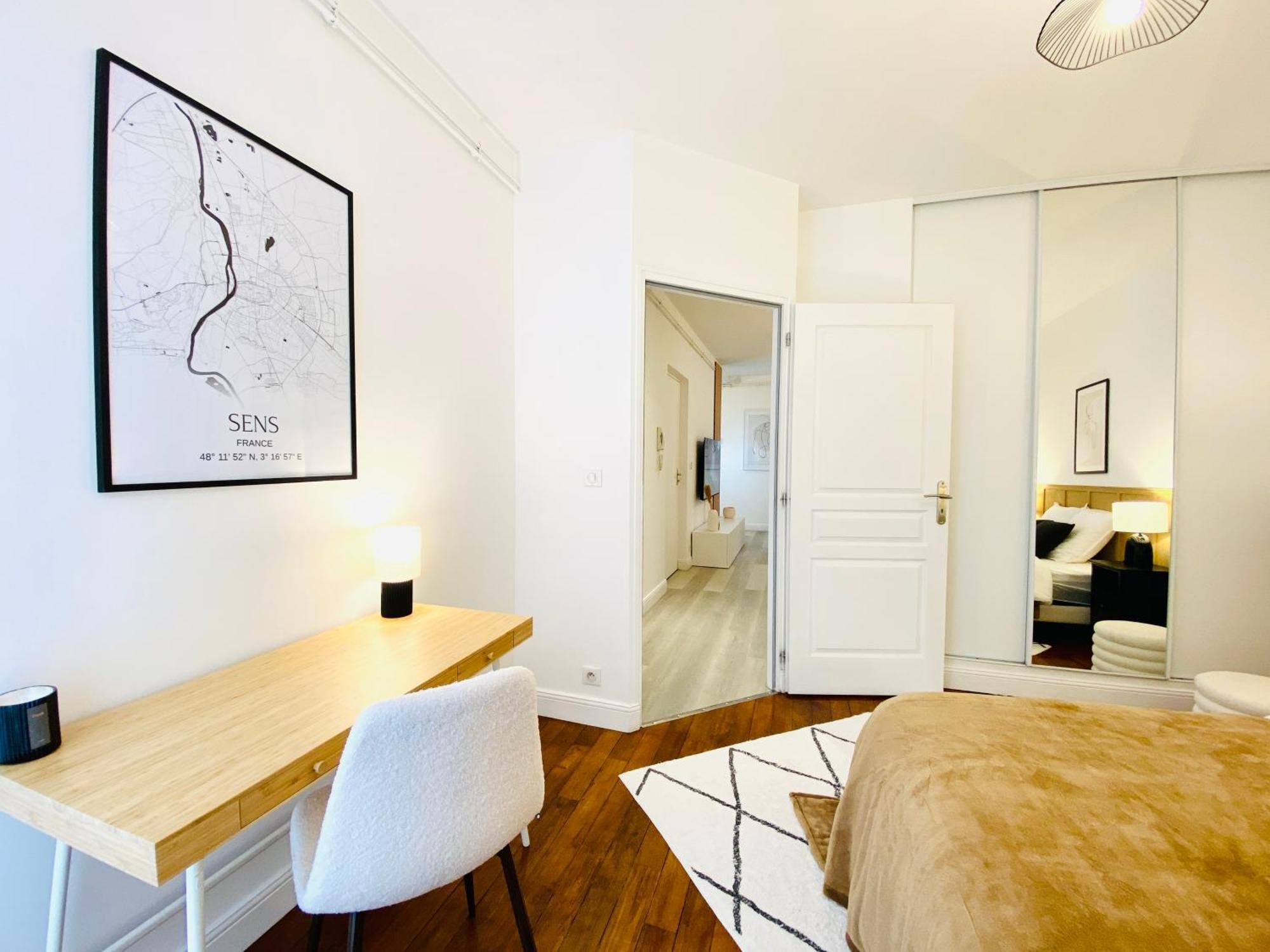 Le Subtil - Best Keys - Elegance & Confort - 2 Chambres Separees - Lit Queen Size - Smart Tv Netflix - Entre Gare & Centre Ville - A 1H De Paris - Wifi Fibre - Check-In Autonome Sens Exterior foto