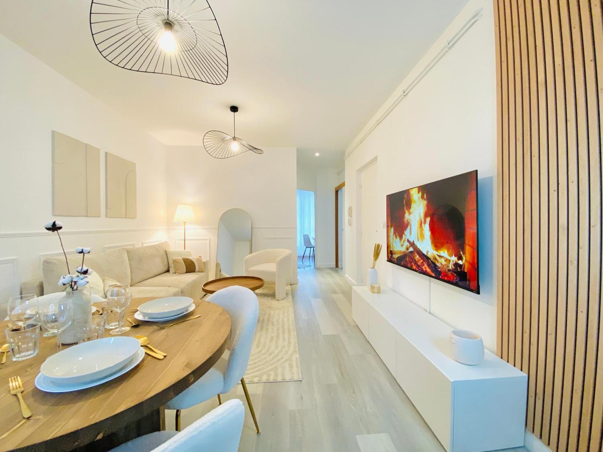 Le Subtil - Best Keys - Elegance & Confort - 2 Chambres Separees - Lit Queen Size - Smart Tv Netflix - Entre Gare & Centre Ville - A 1H De Paris - Wifi Fibre - Check-In Autonome Sens Exterior foto